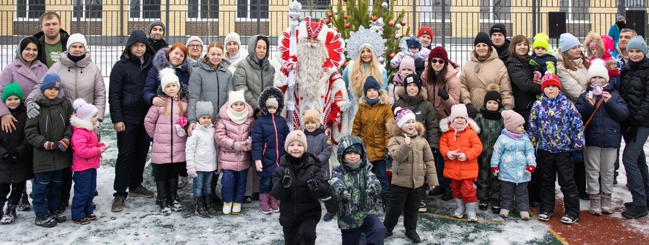 Управляющая компания «ССК» провела для жителей ЖК «Александрия» и «Олива» новогодние ёлки